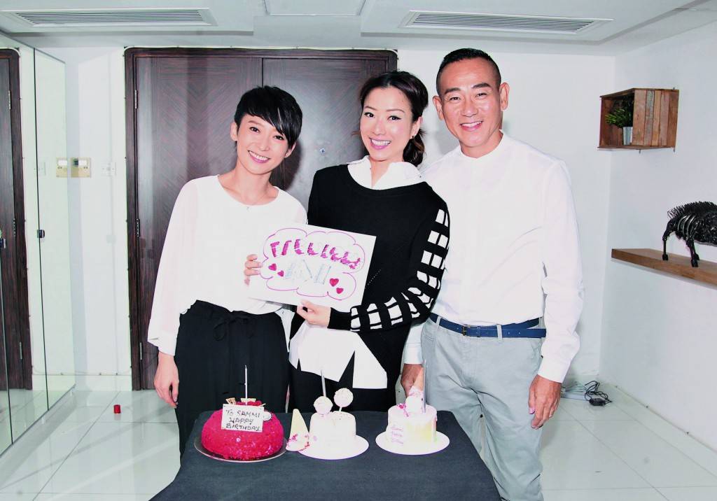 林保怡 2016年林保怡孖周家怡主演ViuTV劇集《瑪嘉烈與大衛系列 綠豆》,同年兩人仲繼續拍住上演出Sammi歌曲《我不是歌手》MV。(圖片來源:《我不是歌手》)