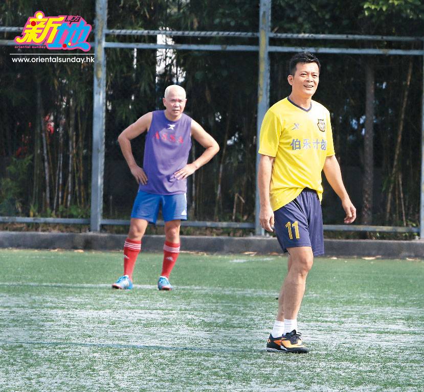 黃日華 踢咗幾十年波的華哥，是明星足球隊的中流砥柱，但過去幾個月他都絕跡波地，就連明星隊外出比賽都沒有參與。