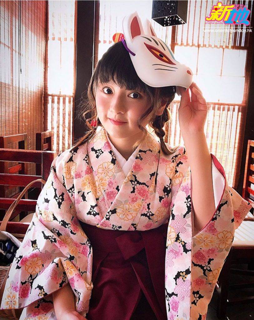 羅毓儀 羅毓儀著起和服似足日本娃娃。
