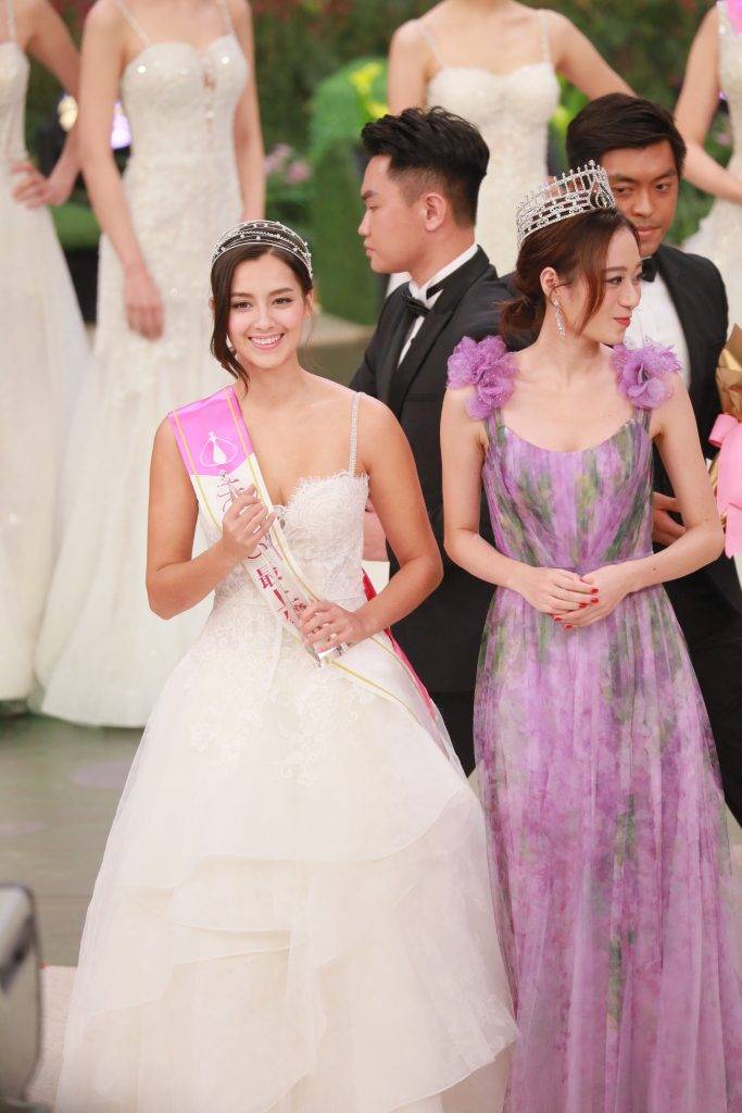 香港小姐2020 謝嘉怡獲得最上鏡小姐，成雙料冠軍。