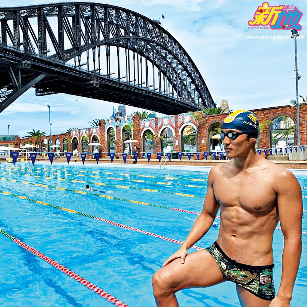  一直在澳洲留學的馬在驤身高 1.9米，自小習泳的他更是周身肌肉的游泳健將，經常代表學校出賽奪獎。