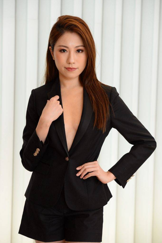 亞洲小姐2020 6號李穎仙隱約見到W胸。