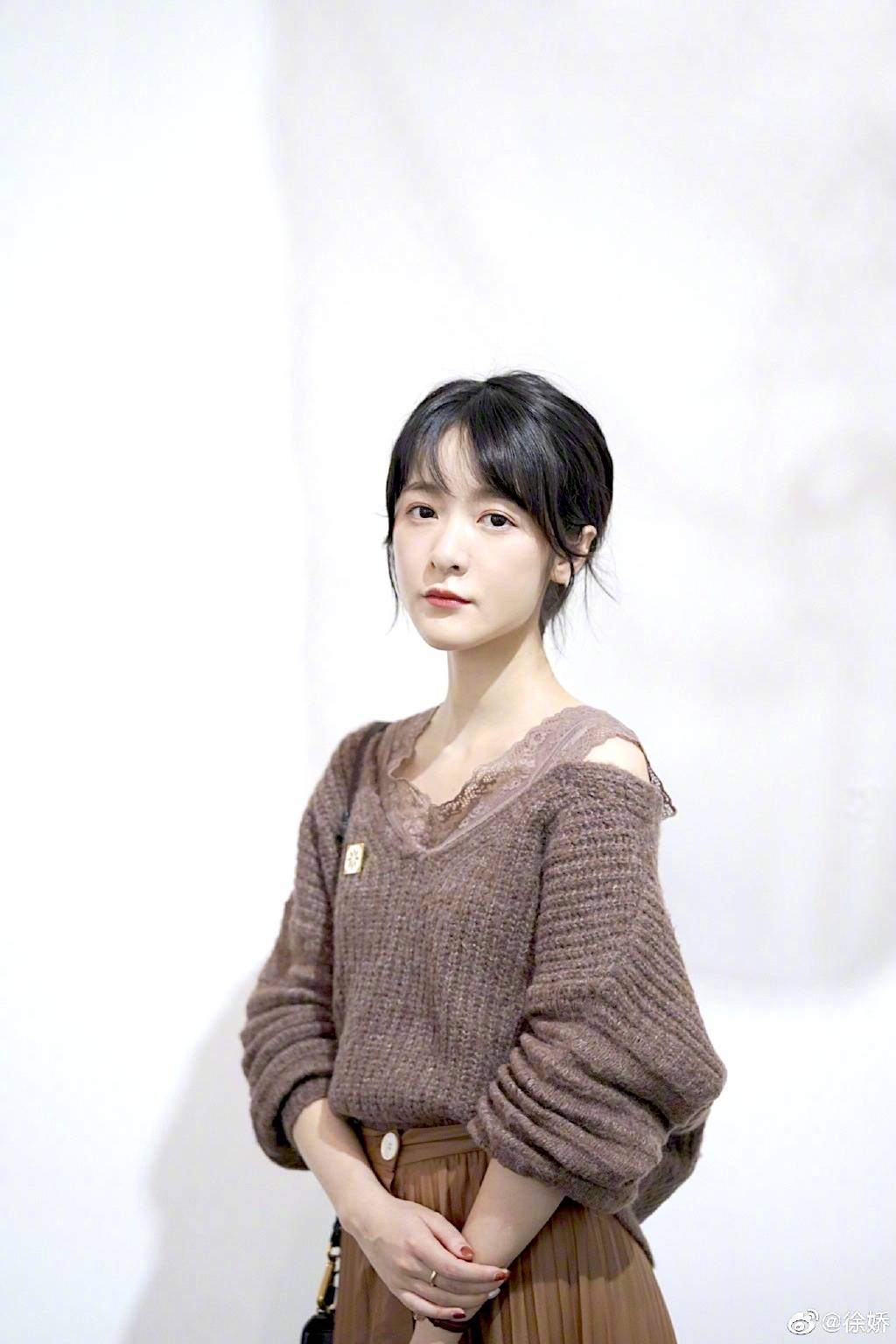 徐嬌23歲仙氣逼人 自爆拍星爺喊戲留下童年陰影 | 最新娛聞 | 東方新地