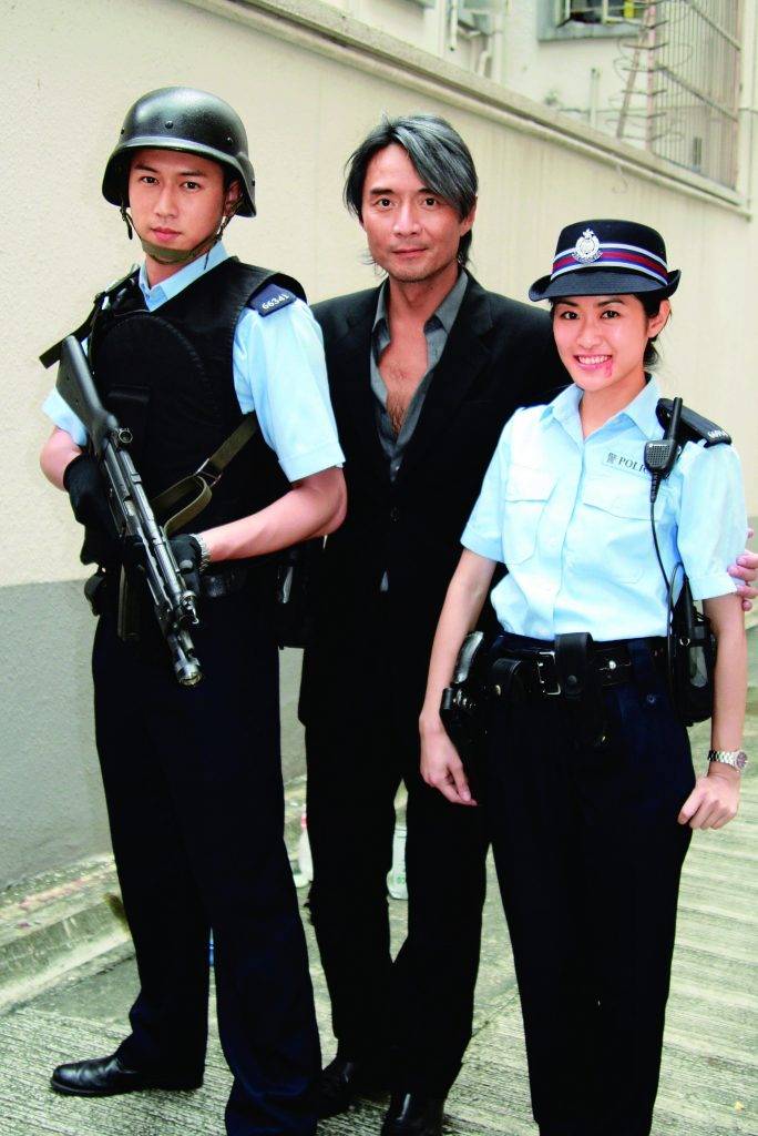 梁嘉琪 梁嘉琪加入TVB初期，除了繼續發揮自己的主持才能之外，亦加入劇組頻頻演出，09年《學警狙擊》中演花若葆（藥煲）後獲觀眾讚賞，隨後在劇集《老表，你好hea！》中的「小報告」一角亦深受觀眾歡迎。