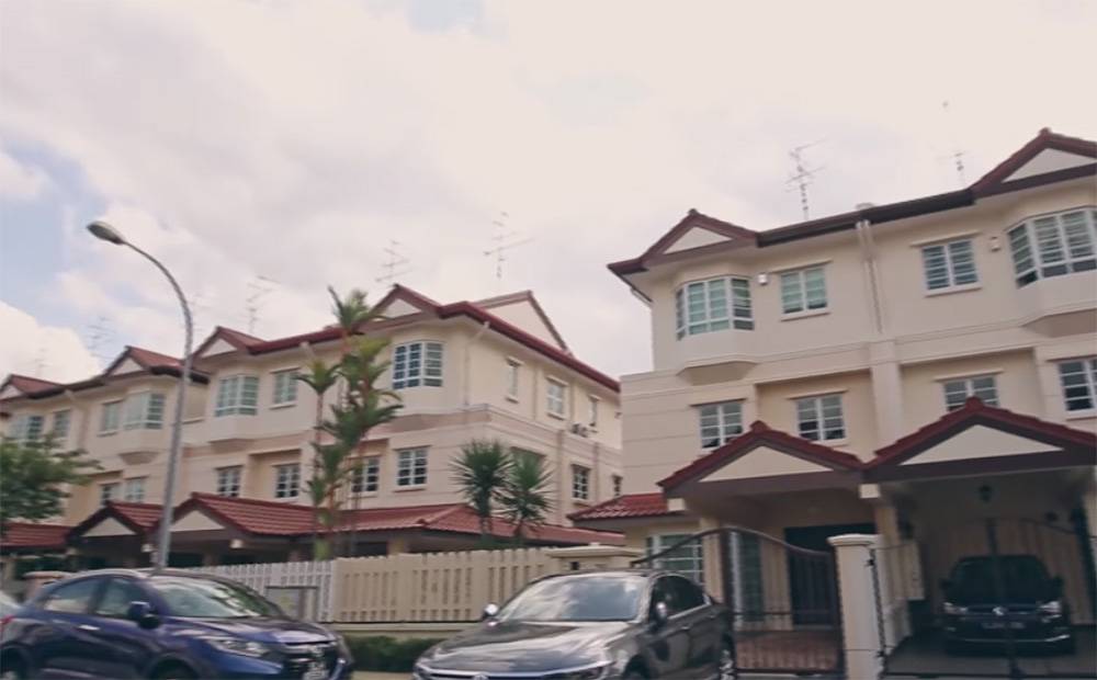 許紹雄所買的獨立屋位於新加坡義順區，價值約2,300萬港元。