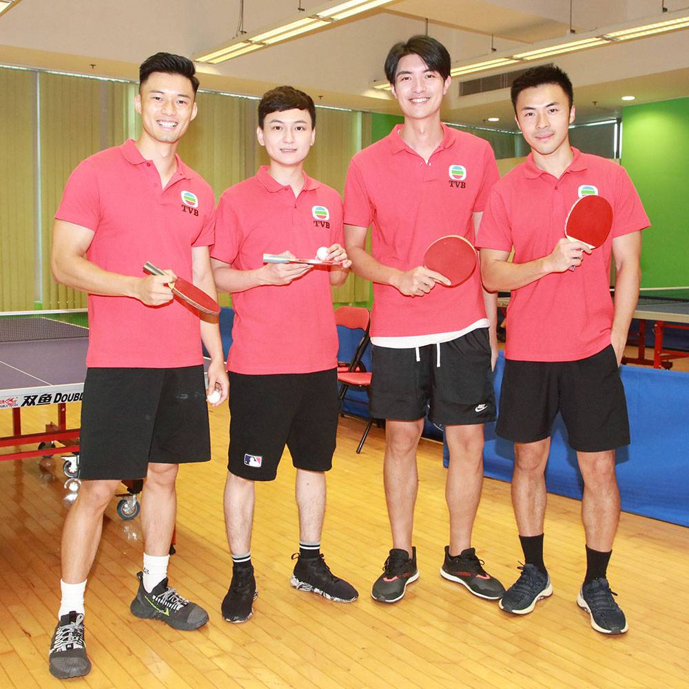 明星運動會 「紅隊」乒乓球男子組有左起）陸煥恆、吳佩隆、陳諾忠、姚宏遠。