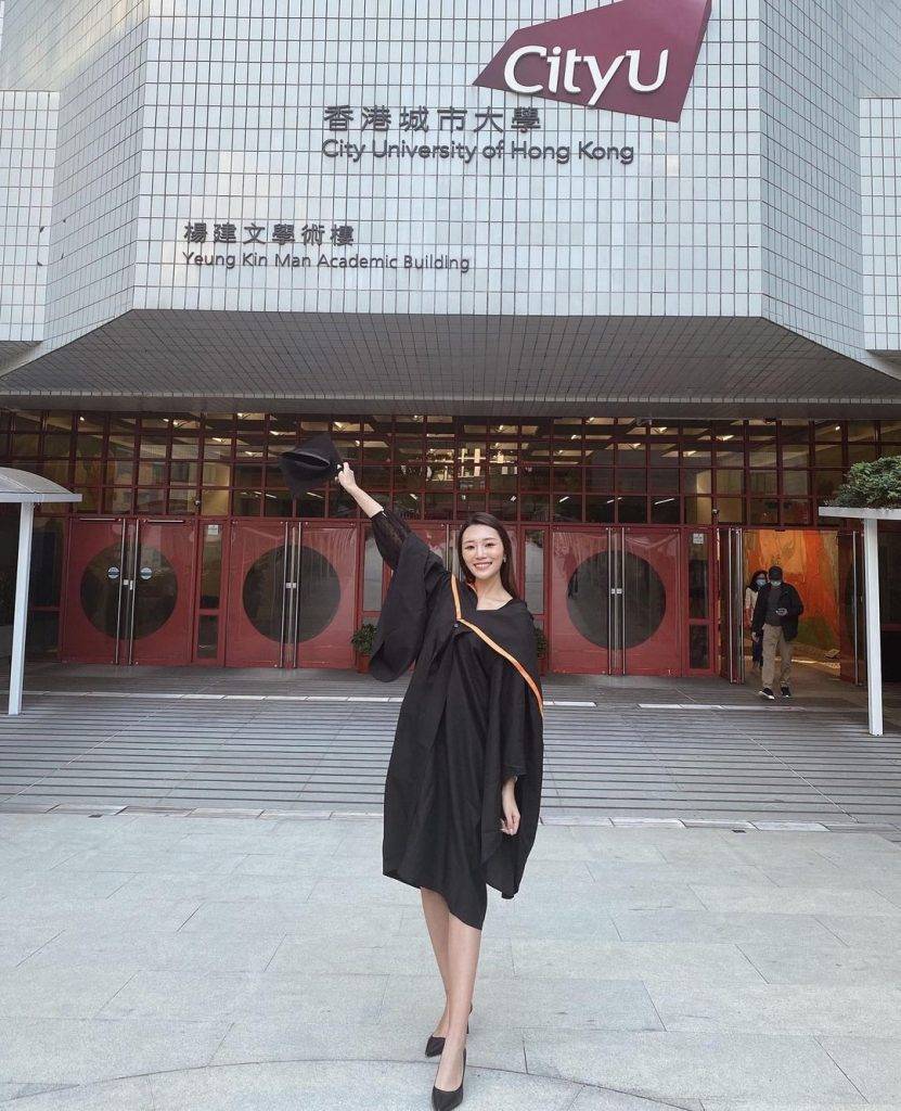 香港小姐2021 Chole是城市大學的畢業生。