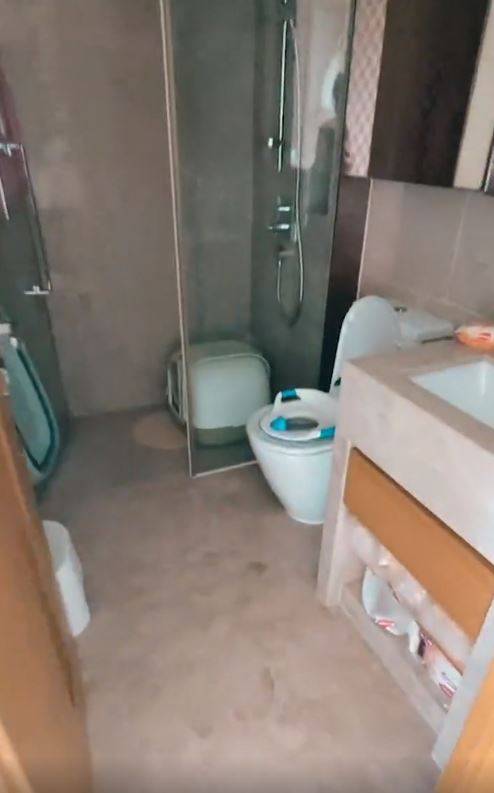 陳柏宇 囡囡也有自己的私人洗手間。
