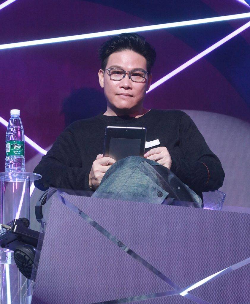 早前蘇永康都有為無綫《聲夢傳奇》的總決賽擔任「星級評審」。（圖片來源：TVB）