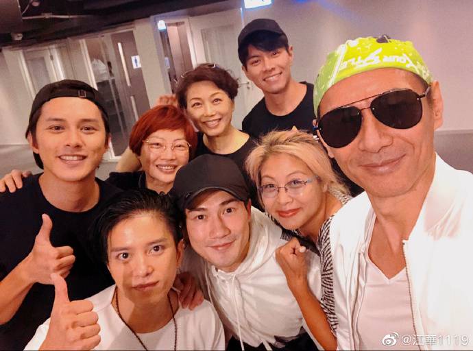 江華 何廣沛、羅天宇等TVB小生都有現身支持麥潔文演唱會。