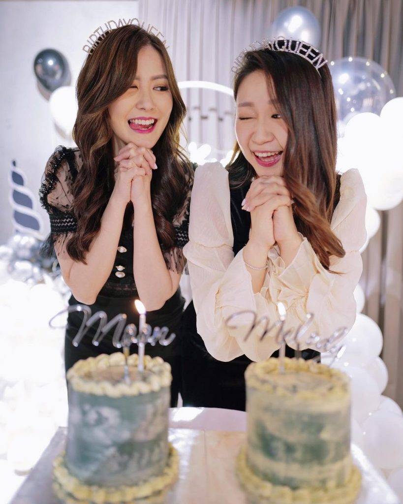 32歲的劉佩玥與同月同日生的圈外好友一齊切生日蛋糕。