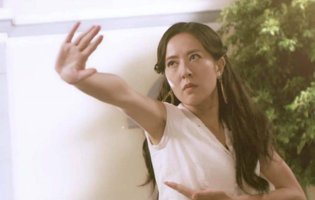 而唐詩詠就飾演八卦掌高手錢芊芊，是一名武功高強的老千。（圖片來源：YouTube@TVB (official)影片截圖）
