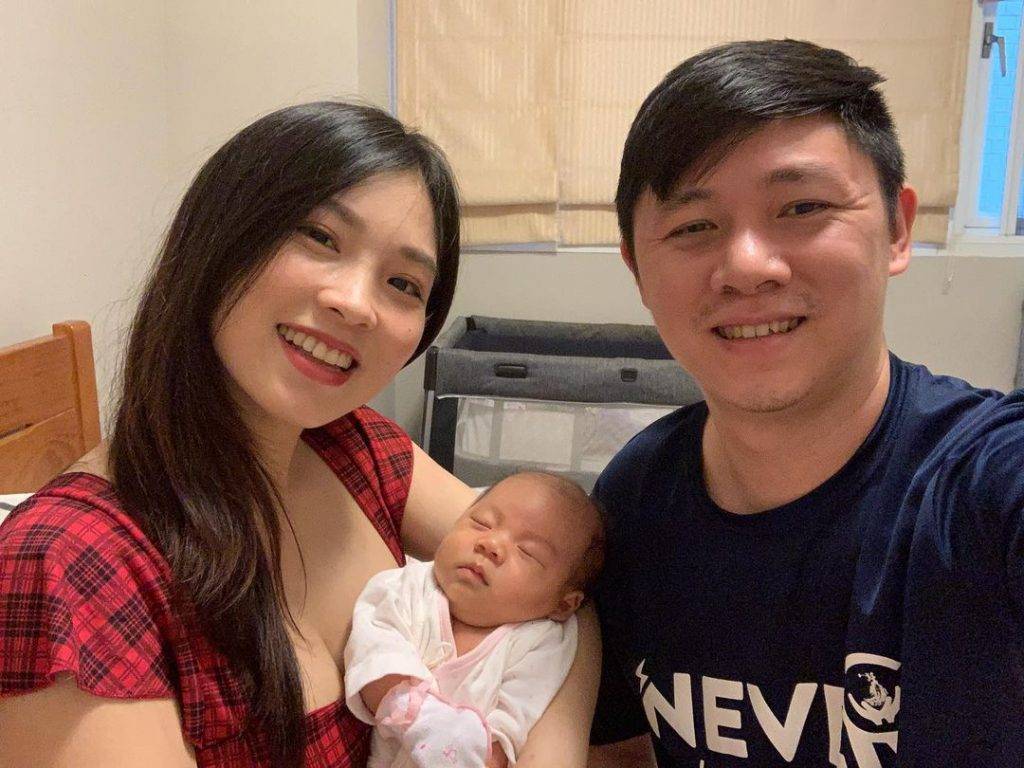 越南李佳芯 今年Hang為老公誕下一子，一家三口不時在社交網大晒幸福。