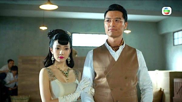 王君馨在劇中飾演的程安娜，是彭敬祖黎振燁飾）的未婚妻，擅長十二路譚腿。