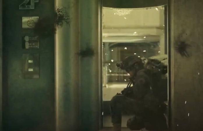 飛虎3壯志英雄 陳豪和蔡思貝陷入四面受敵，被迫躲在透明電梯內﹗