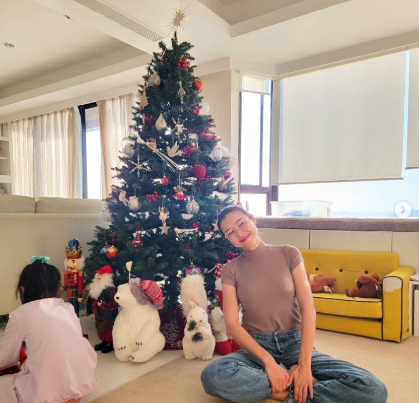 陳豪 聖誕節又可以放巨型聖誕樹，仲有小朋友梳化。