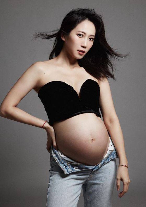 Super Girls Jessica懷胎十月完全冇水腫，手腳依然纖瘦，難怪被封「最索孕婦」。