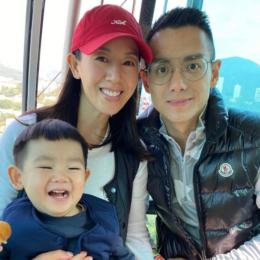 家族榮耀 Toby於2019年下嫁細8年的圈外男友施雋賢，婚後誕下兒子施睿文Roman）。