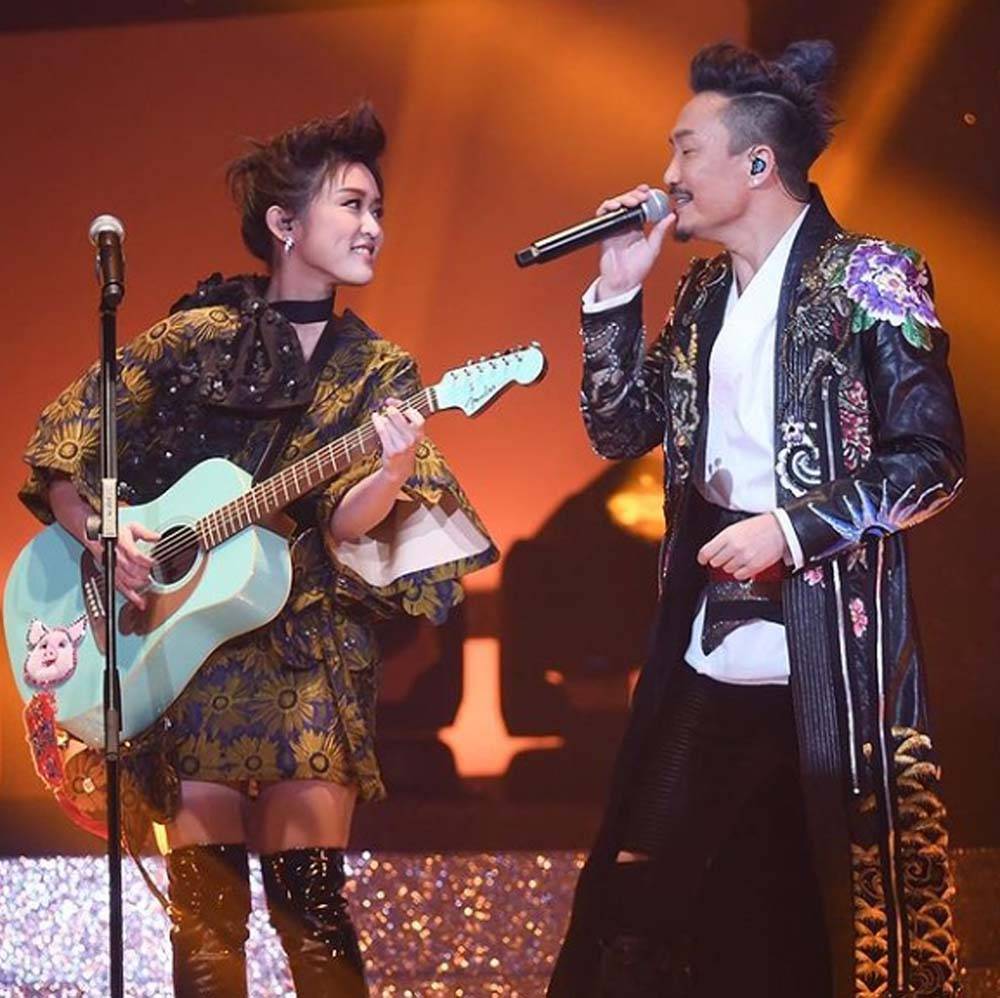 廉政行動2022 2019年，陳明憙又曾為鄭中基演唱會擔任嘉賓。