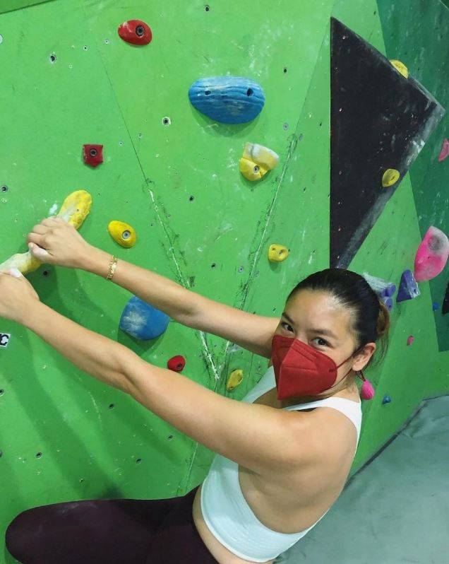 樂基兒 樂基兒熱愛運動，攀石可以一展其強而有力的臂彎。