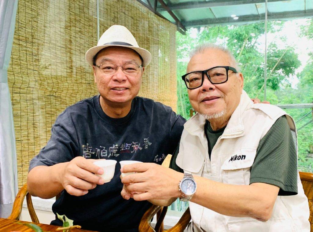 李力持與81歲武打演員徐廣林相聚。
