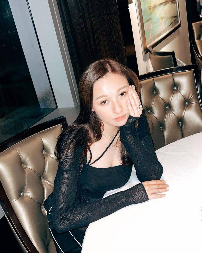 香港小姐2022 27歲林卓錡有做model同演員，身材fit到漏。