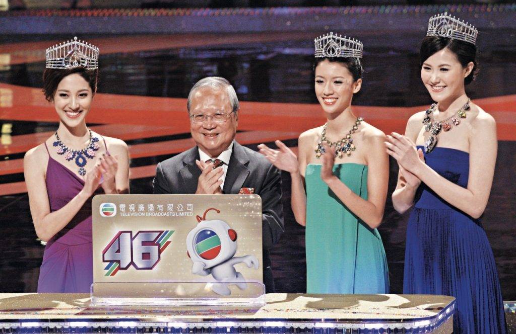 陳凱琳 2013年香港小姐冠亞季軍，分別是陳凱琳、蔡思貝和劉佩玥。