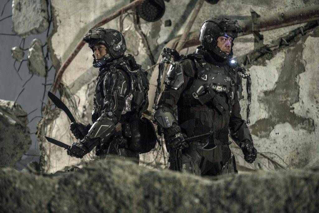 古天樂 明日戰紀 《明日戰記》由古天樂和劉青雲主演，二人飾演戰士保衞地球。