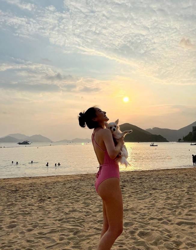 劉佩玥 美麗戰場 陳瀅日前在海灘為愛犬慶生。