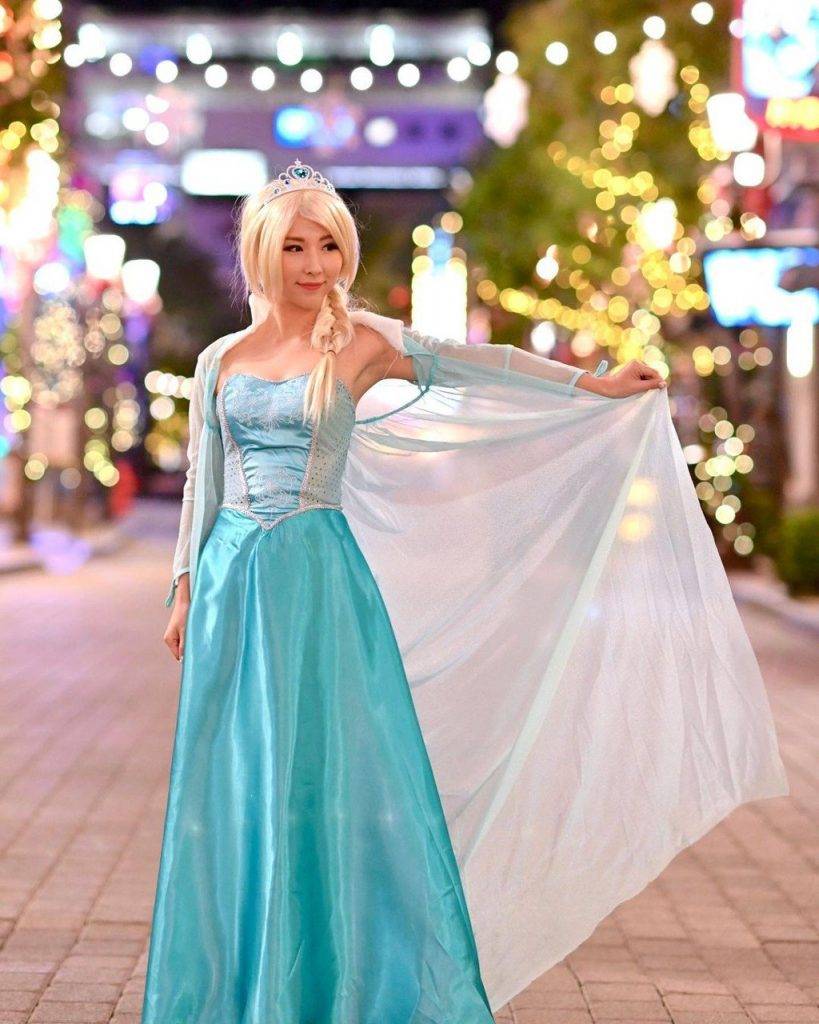 譚嘉儀 迪士尼 譚嘉儀扮Elsa公主，又幾神似。