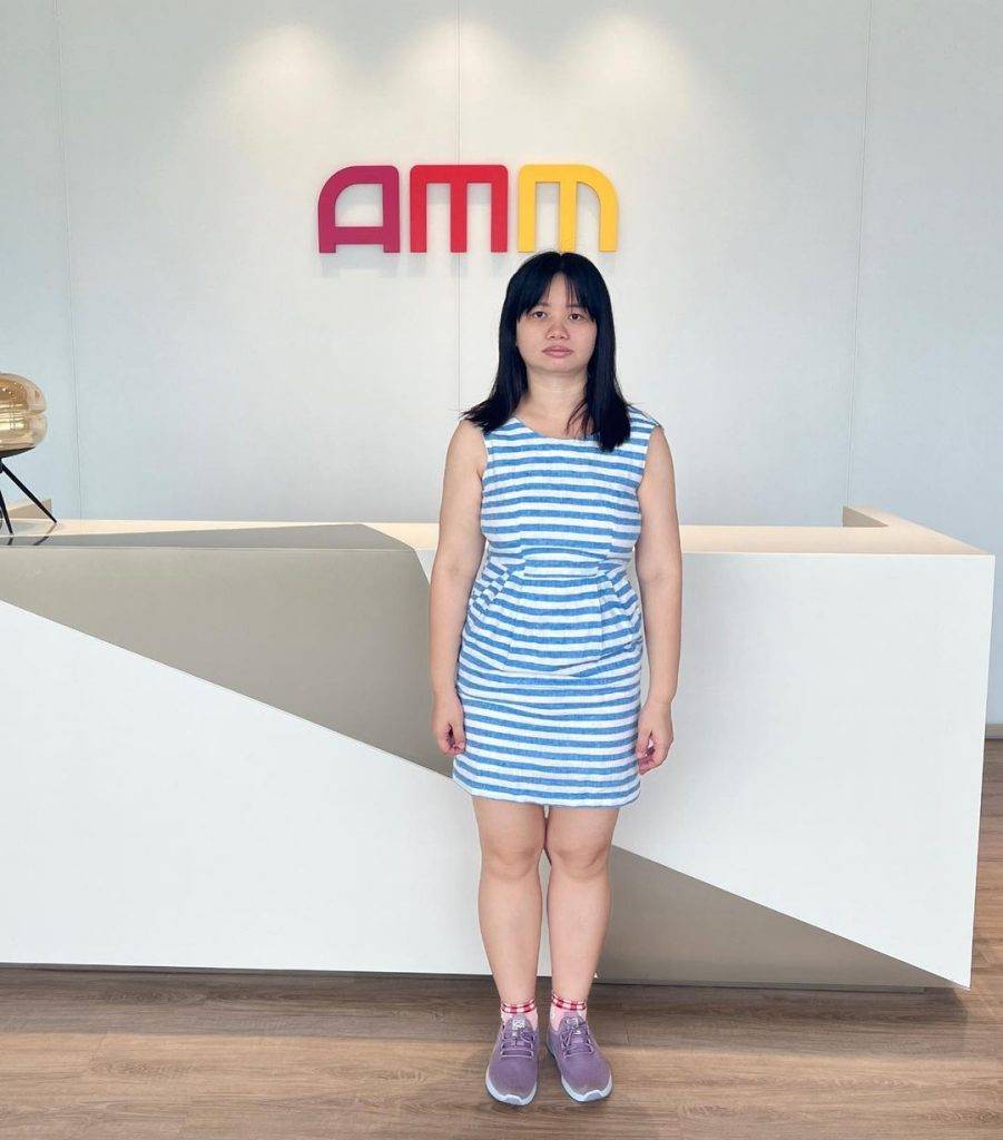 薛影儀 9月8日，阿儀再與AMM亞洲心動娛樂簽約做返藝人。