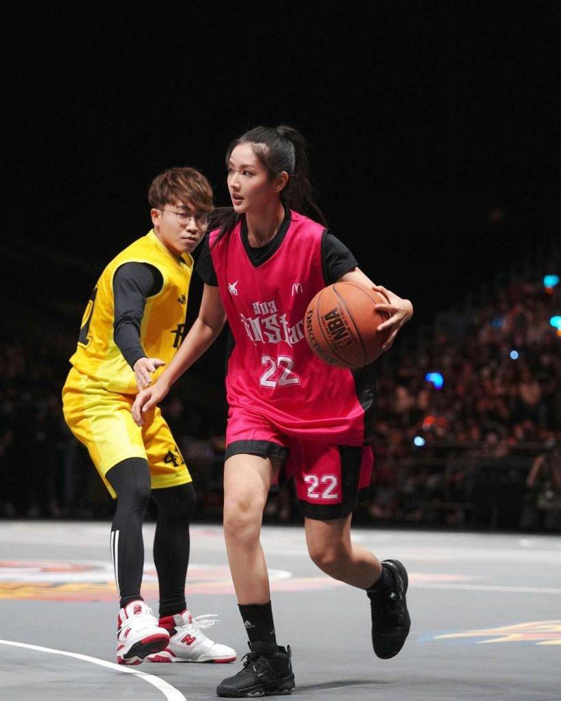 903籃球賽 譚旻萱 譚旻萱 11月15日生日的譚旻萱，近日剛踏入22歲。