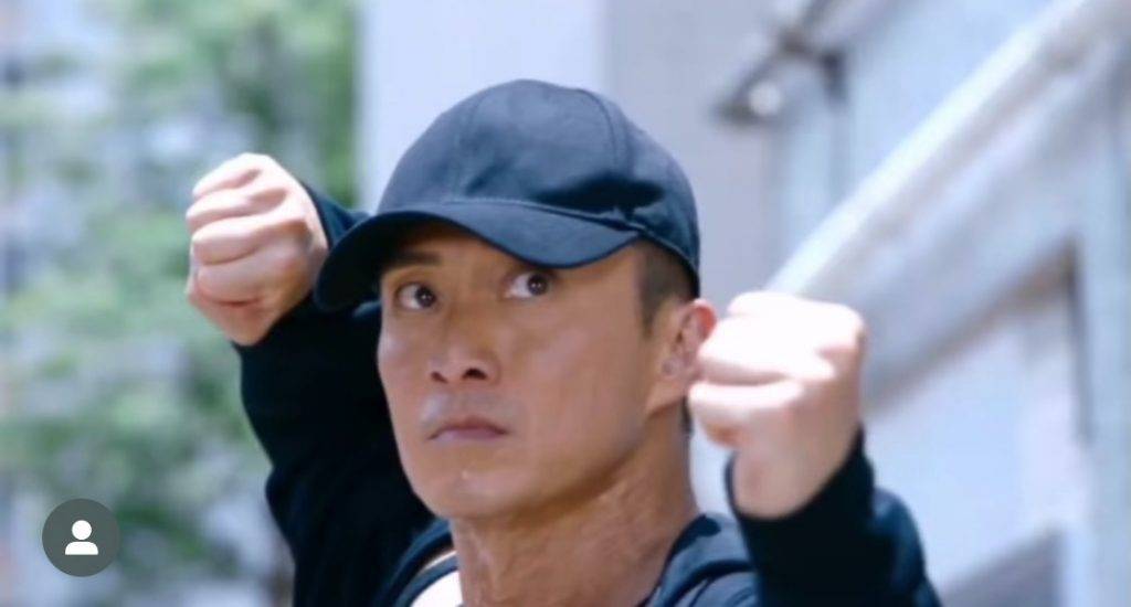 陳山聰 在《超能使者》中，陳山聰為了演活角色，要求真身上陣外，真是拳拳到肉十分認真。