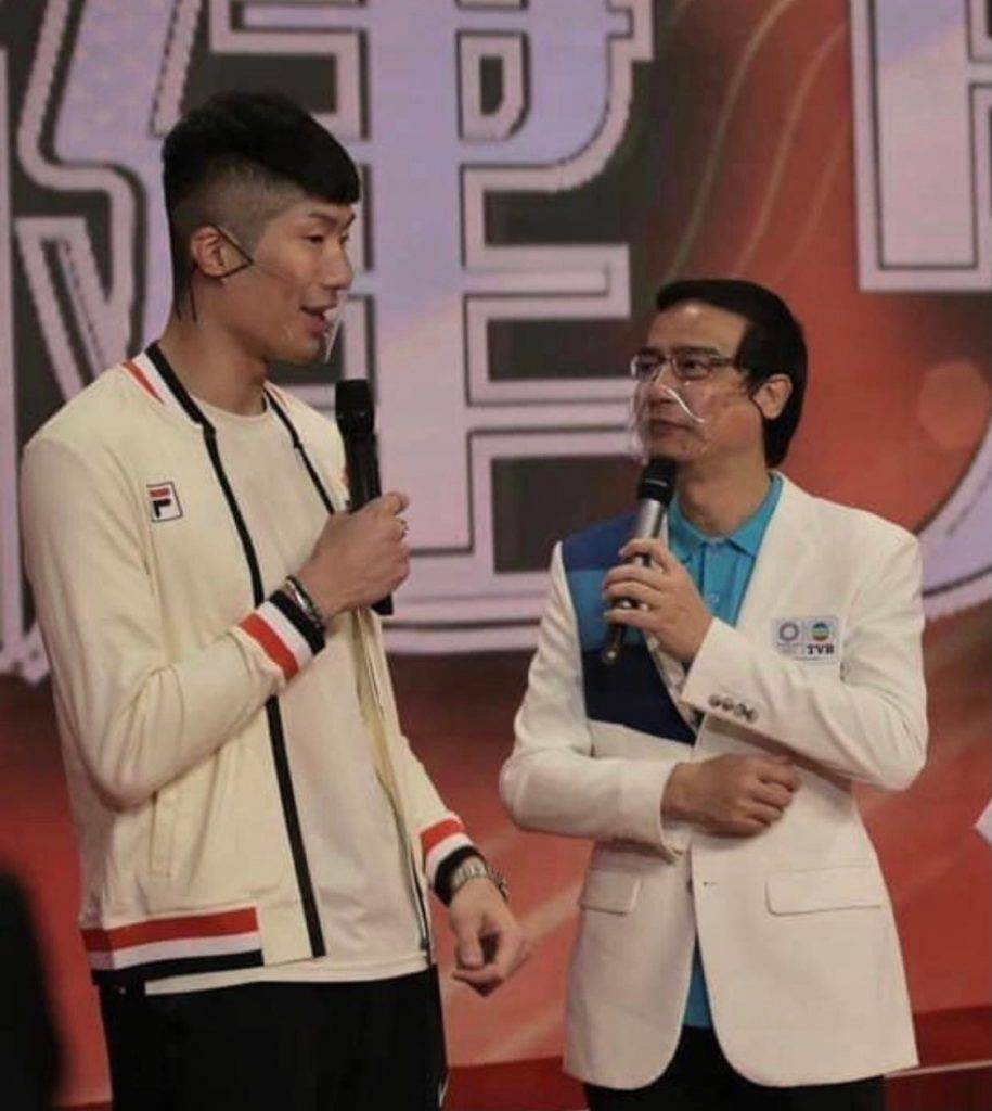 鍾志光 去年在東京奧運上，鍾志光以體育主持身份，訪問香港劍擊金牌得主張家朗。