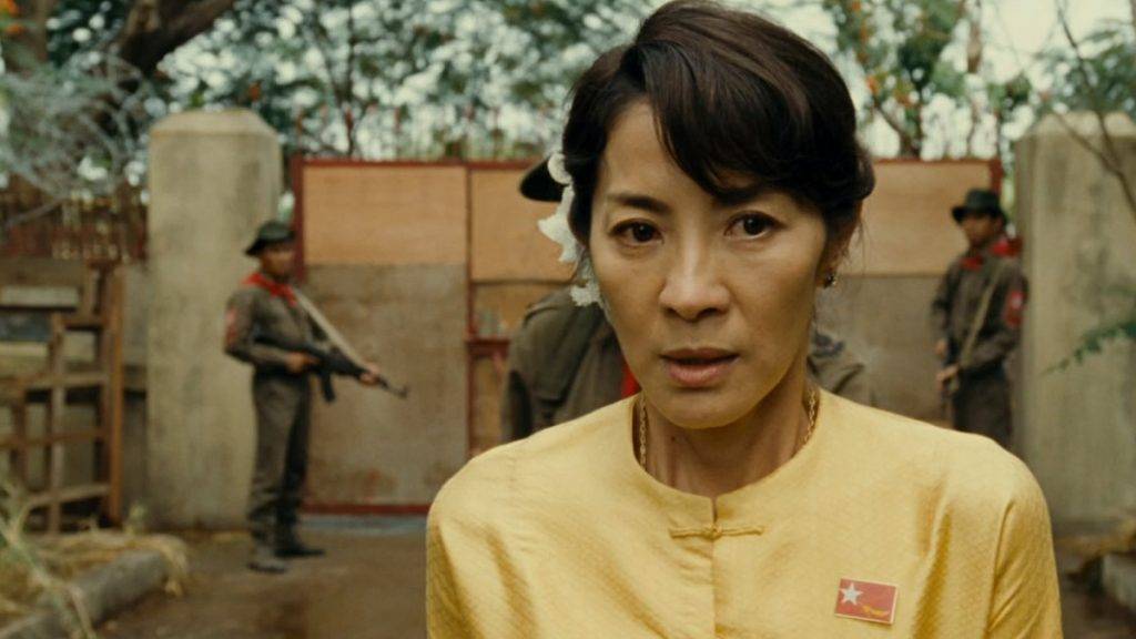 楊紫瓊 金球獎 楊紫瓊拍攝電影《昂山素姬》後，遭緬甸軍政府拒入境。