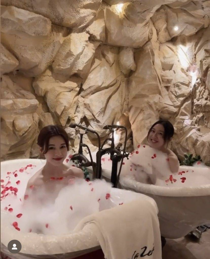 李蔓瑩 Renee與右雨齊齊做Spa，又有出浴照。