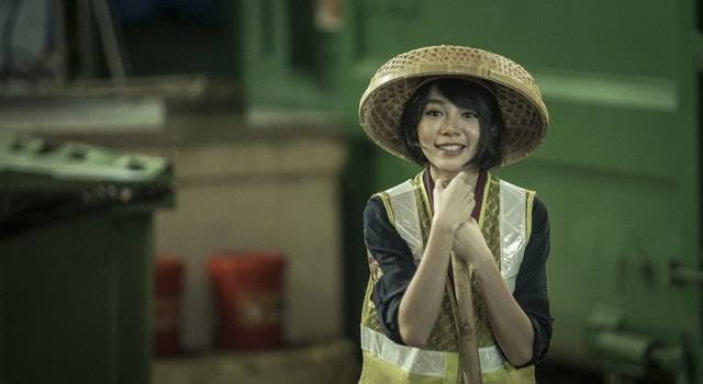 林明禎 17年林明禎在台灣拍了第一部電影《救殭清道夫》，就是這套戲令她愛上演戲。