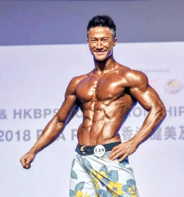 鄧卓殷 郭子豪曾參加健美比賽成功奪冠，一身肌肉認真唔簡單！
