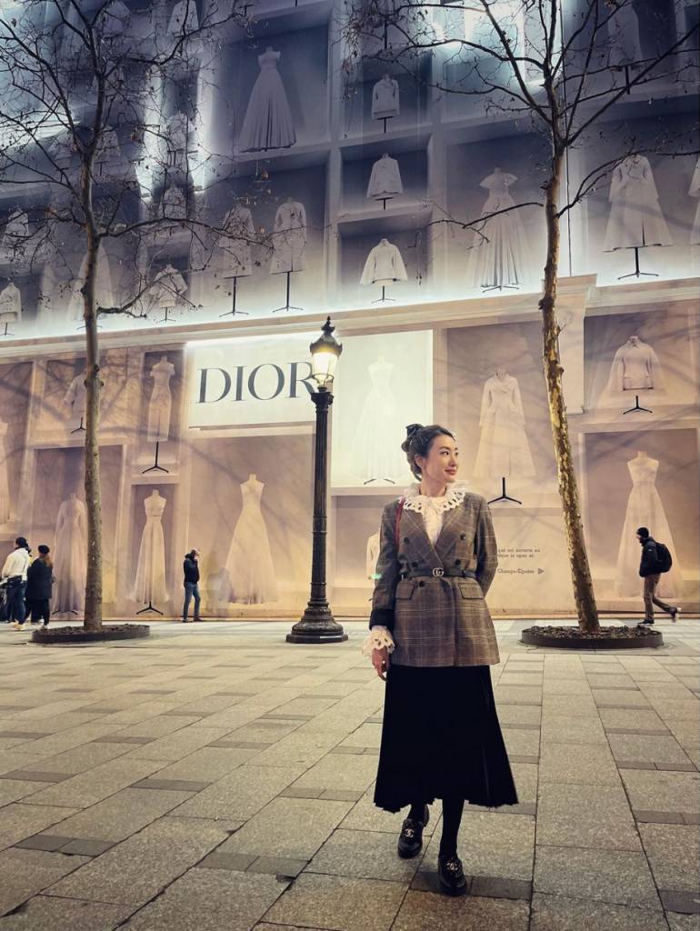 蔣家旻 hermes 在Dior廣告前晒Gucci腰帶、Chanel皮鞋加Hermes手袋，真的是充滿貴族味道。