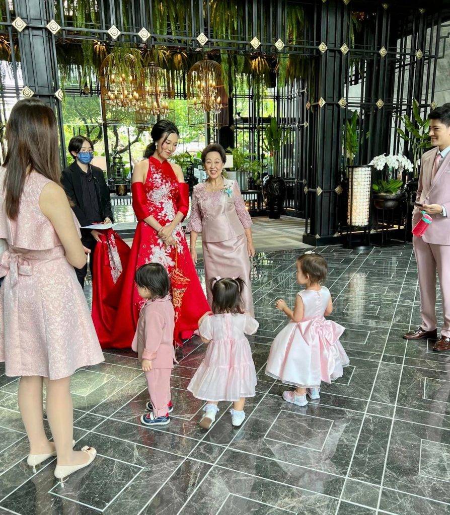 胡慧沖 「冬蔭妹」的婚禮在曼谷一間6星級酒店舉行，甚有派頭。