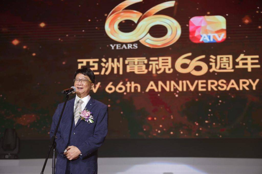 亞視 徐小明宣布拍另類綜藝節目。