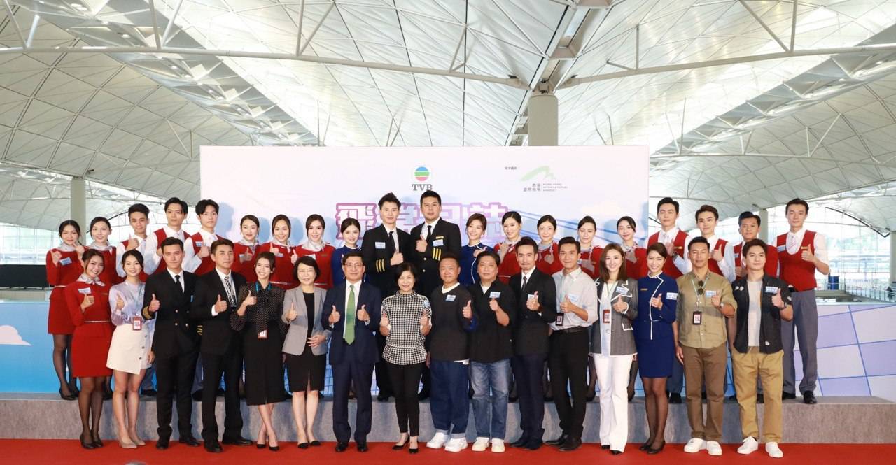 馬國明 由馬國明、蔡思貝、高海寧和洪永城等人主演的TVB新劇《飛常日誌》在機場進行開鏡拜神儀式。