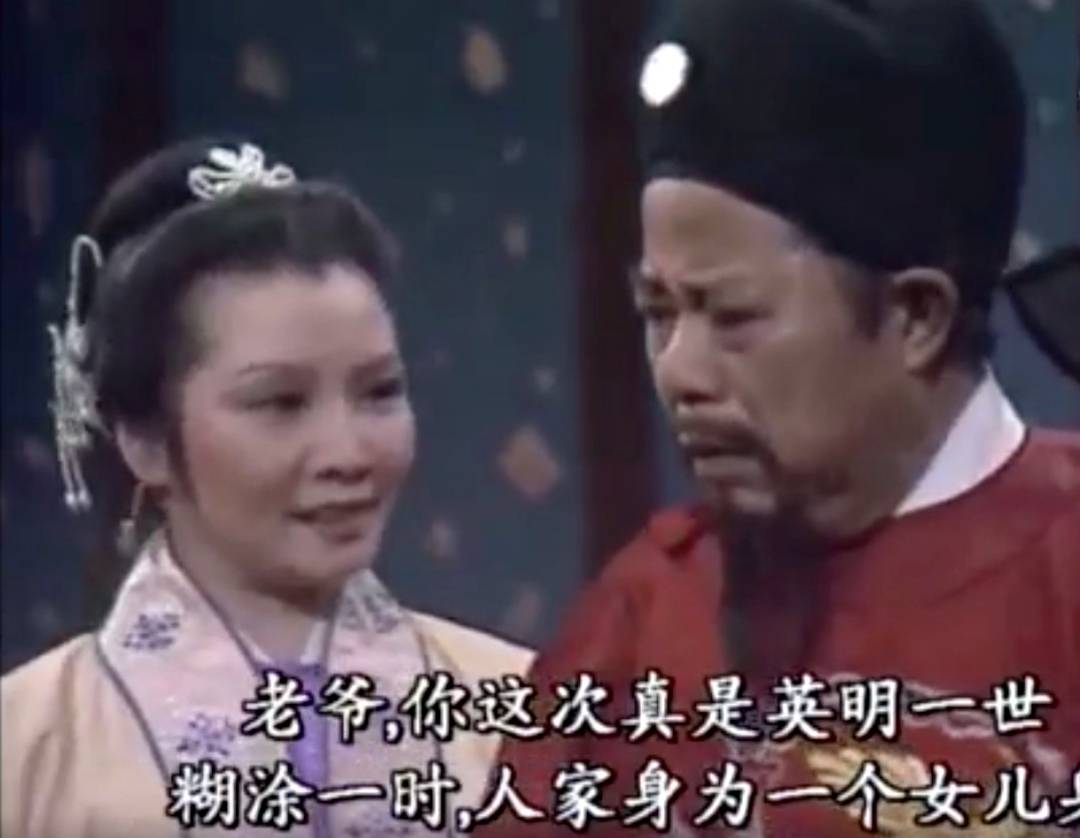 配音员 林丹凤在80年代曾参与幕前演出，包括在1986年TVB剧集《陆小凤之凤舞九天》中饰演县夫人一角。