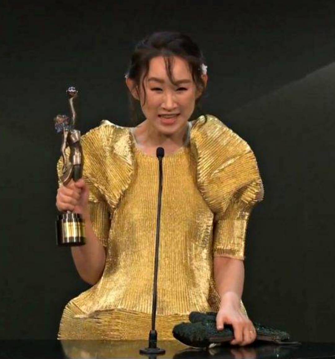 饭戏攻心2 《饭戏攻心》共获得11项金像提名，最终由王菀之夺得最佳女配角奖，这是她继《金鸡SSS》后第二度获颁这个奖项。