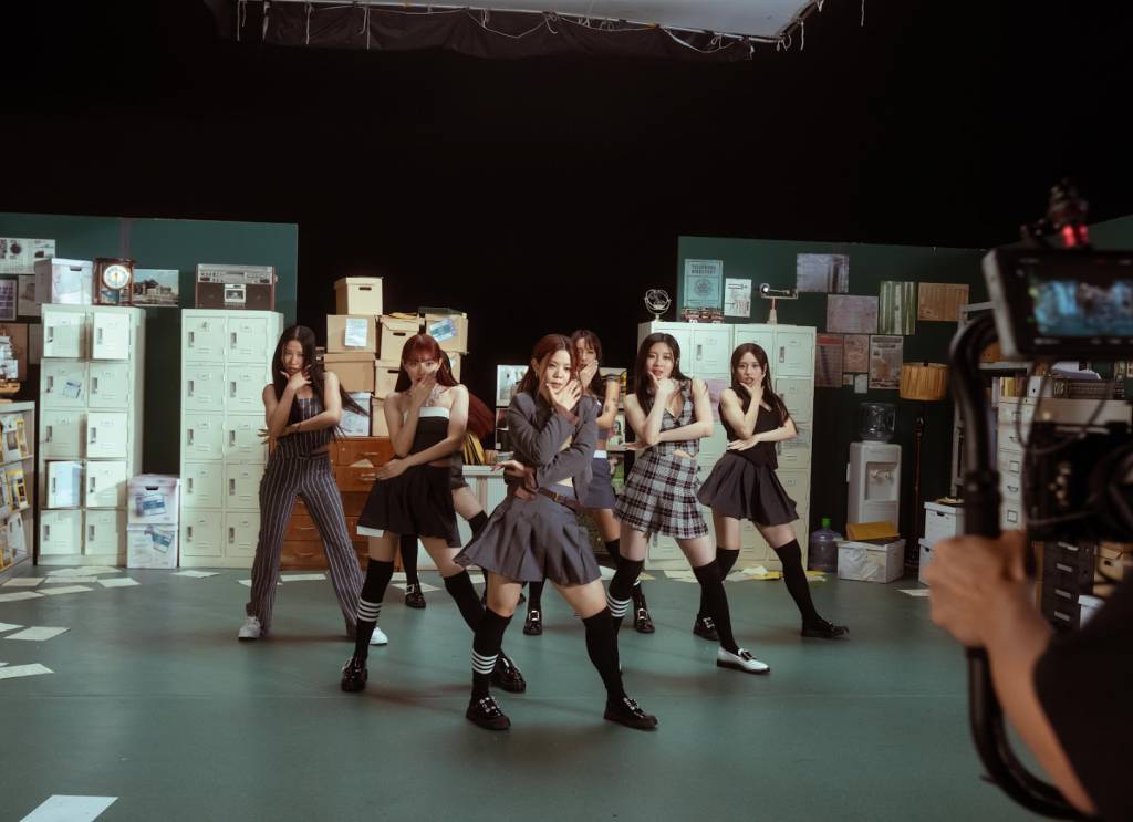 collar團歌《atypical》總結全年 破格女團鼓勵大家忠於自己 COLLAR為拍MV連踩廿多小時開工。