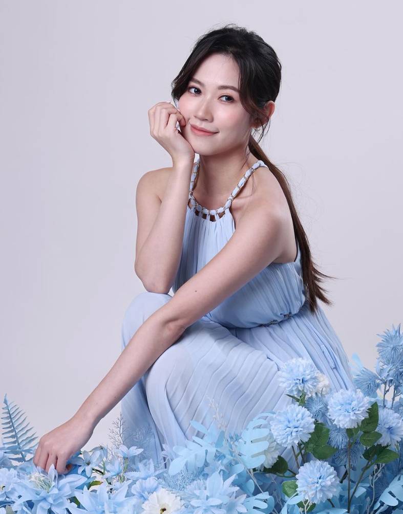 波波 黃婧靈 黃婧靈在社交平台分享了「花花仙子」造型的新相。