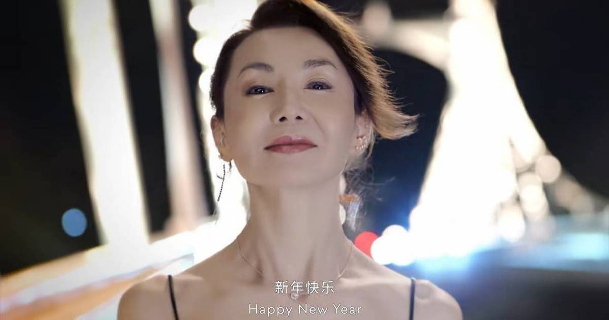 「2025 愛你愛我」新年快樂祝福語 中英對照50句跨年祝賀新年賀詞