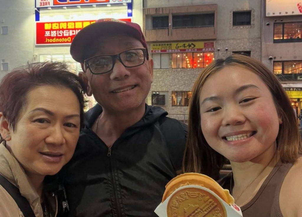 Francis樂觀面對癌症,始終保持積極態度,也感恩感尋回親人:「Waiting to see God, I have no regrets(等待見上帝,我沒有遺憾)!」(圖片來源:受訪者提供)