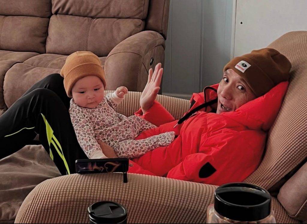 Francis樂觀面對癌症,始終保持積極態度,也感恩感尋回親人:「Waiting to see God, I have no regrets(等待見上帝,我沒有遺憾)!」(圖片來源:受訪者提供)