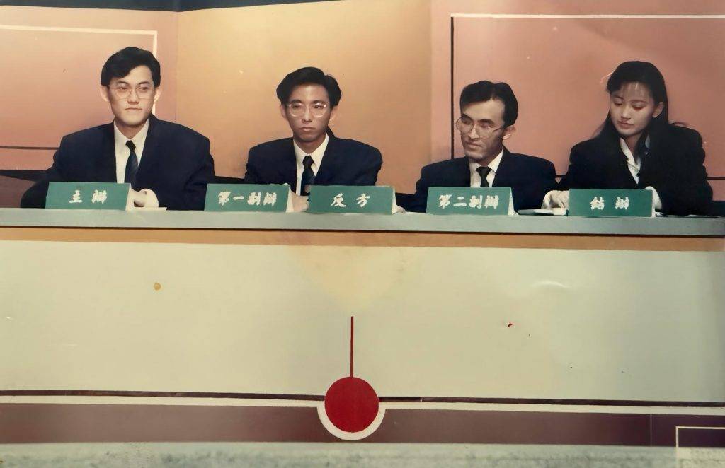周國豐自小展開「比賽人生」，參加朗誦、唱歌、演講、繪畫等不同比賽。（圖片來源：受訪者提供）